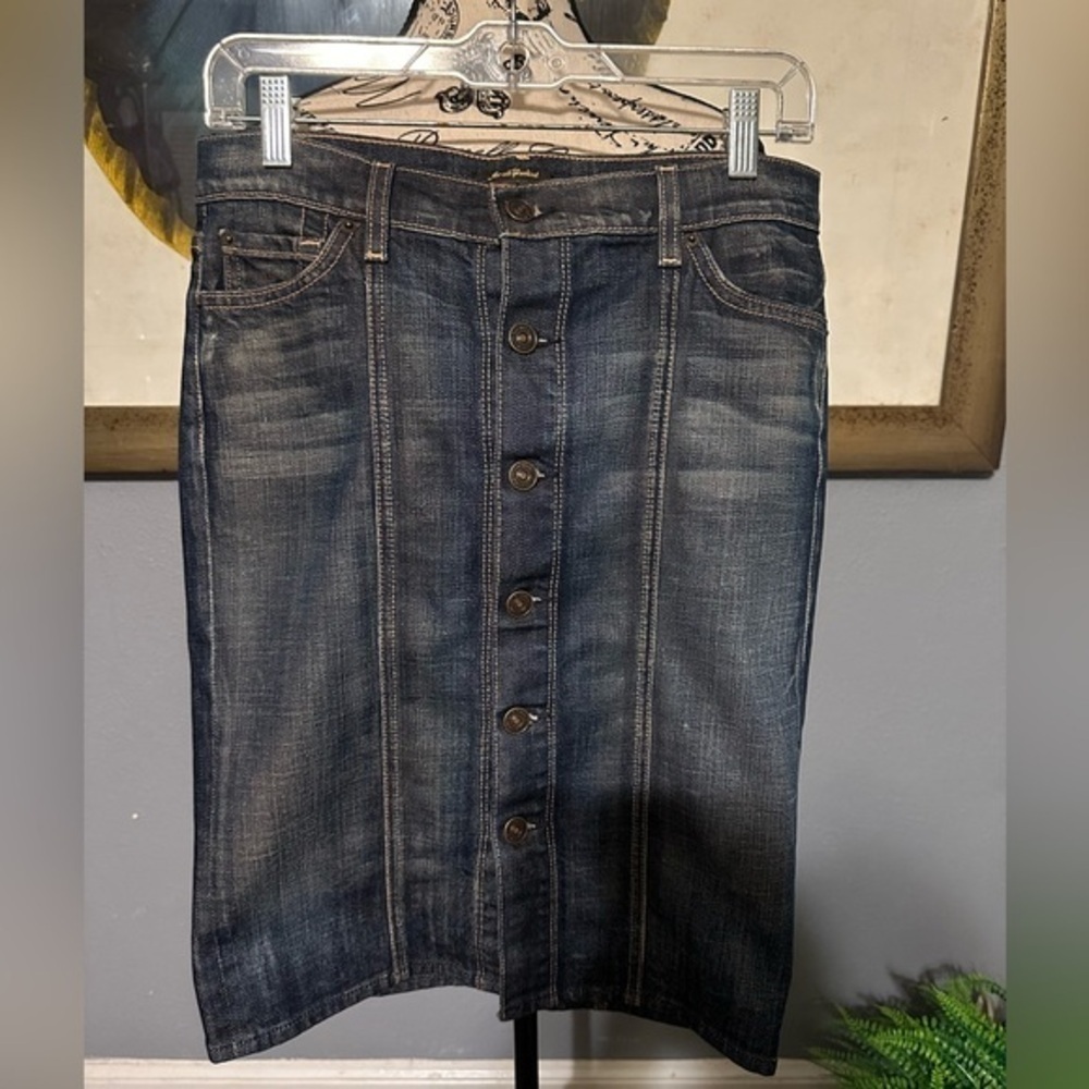 7 for all mankind button down denim skirt. Euc. Size 27